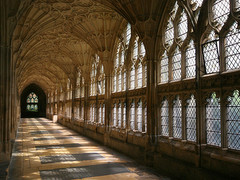 Tudor Caravan Park: Cloisters